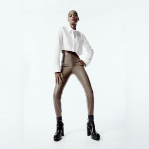 NWT. Zara faux leather leggings in Black (size M)